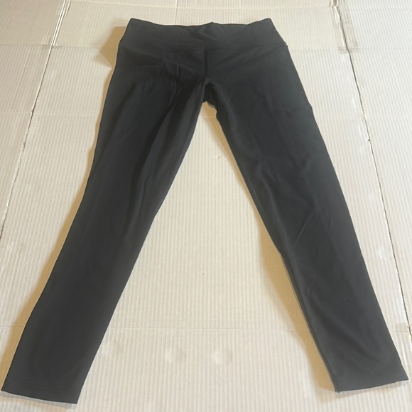 Victoria's Secret Pants - Victoria’s Secret Sport VSX Black Leggings with inside pocket and pull string